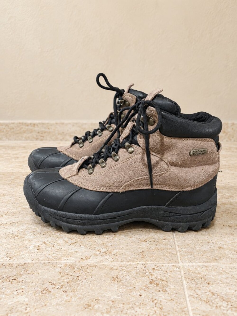 Ladies Totes Rugged Tan Suede Leather Rain/Waterproof Lace up Boots 8.5 M Linda